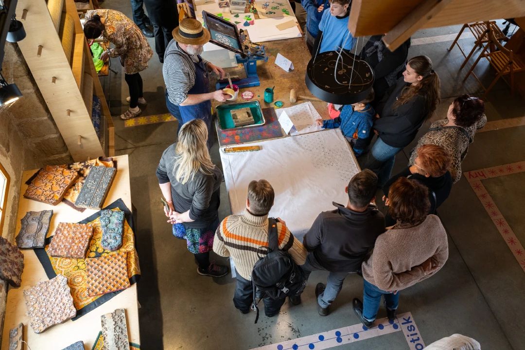 DEN OTEVŘENÝCH DVEŘÍ CENTRA TEXTILNÍHO TISKU