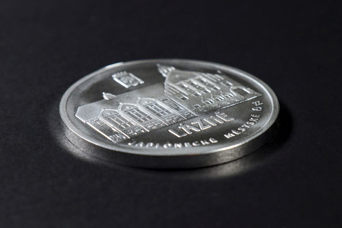 sups-medaile-lazne-lezici-07-lic-navic.1600x900.shrink_only.q85.jpg
