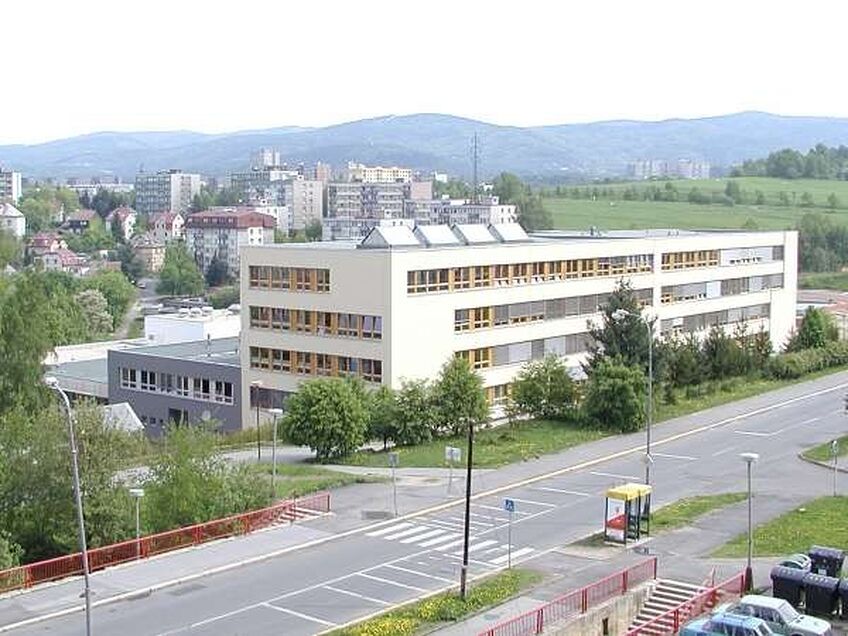 s_skola.jpg