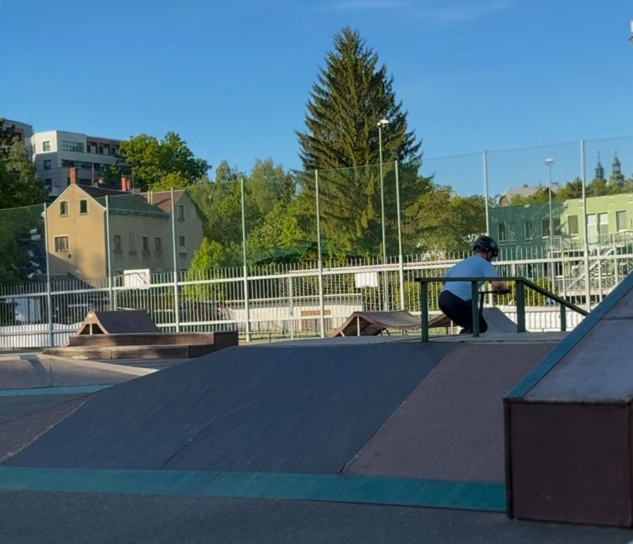 skatepark2.jpeg