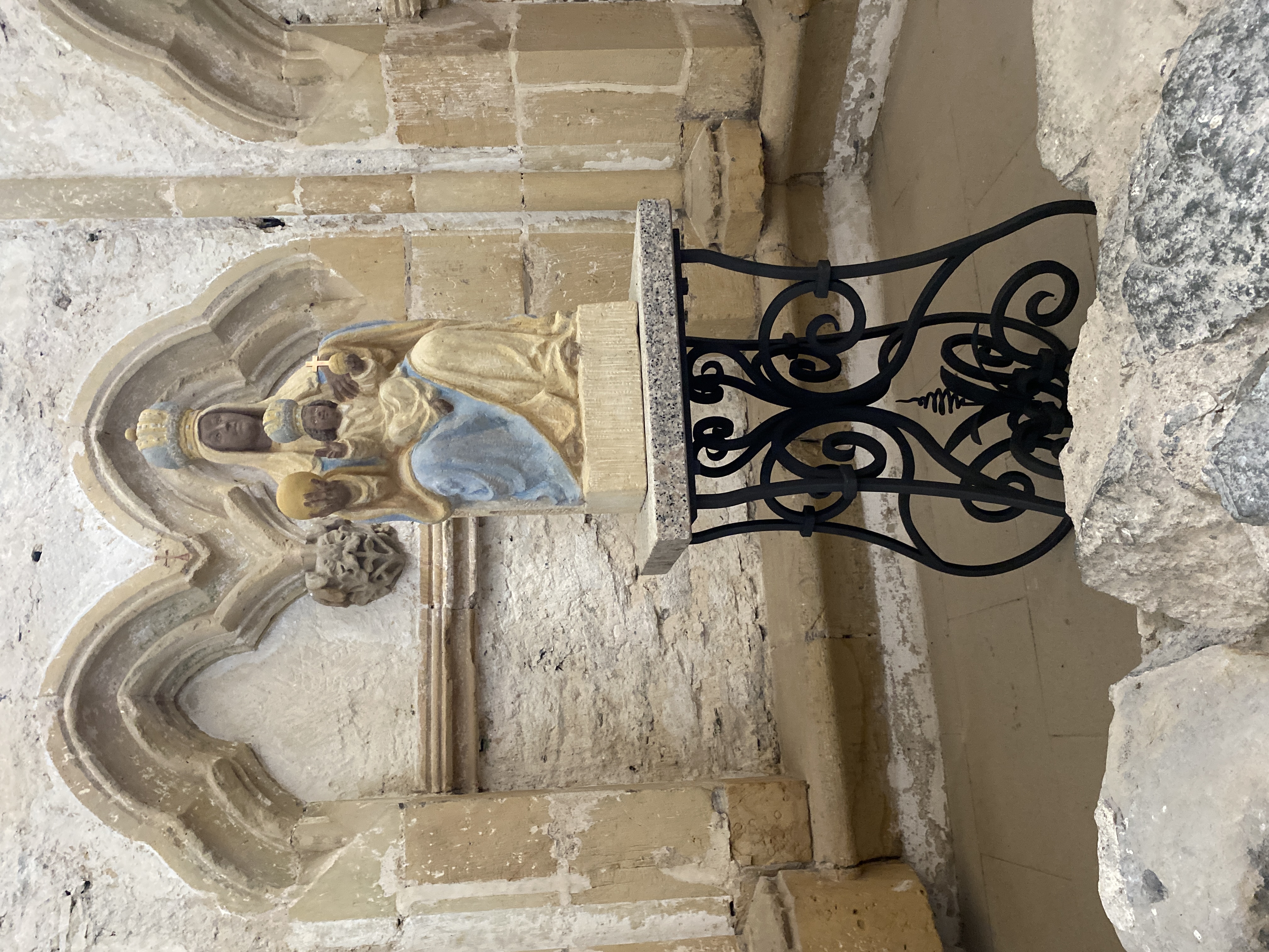 nova-soska-madony-v-bezdezske-hradni-kapli_archiv-npu-1--1.jpeg