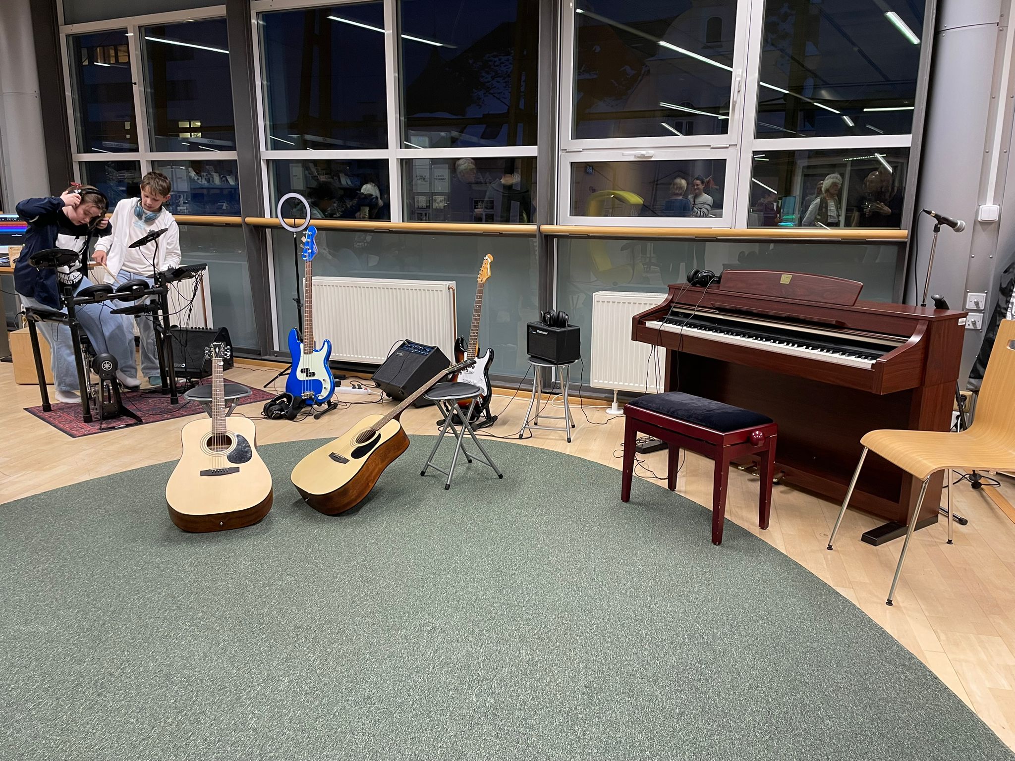 hudebn&iacute; koutek.jpeg