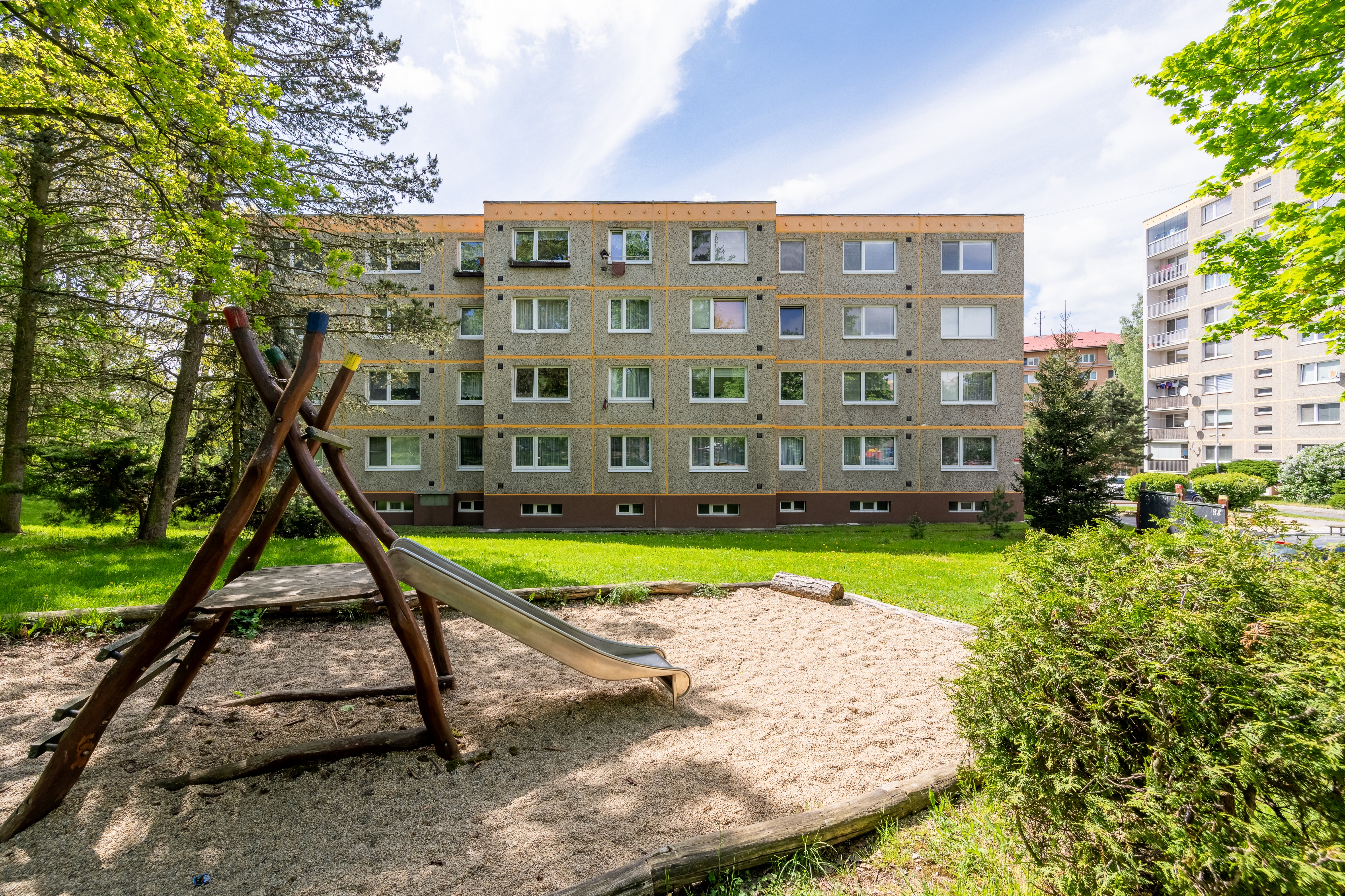 2025-05-05-14-20-23-CZ8_2894.jpg