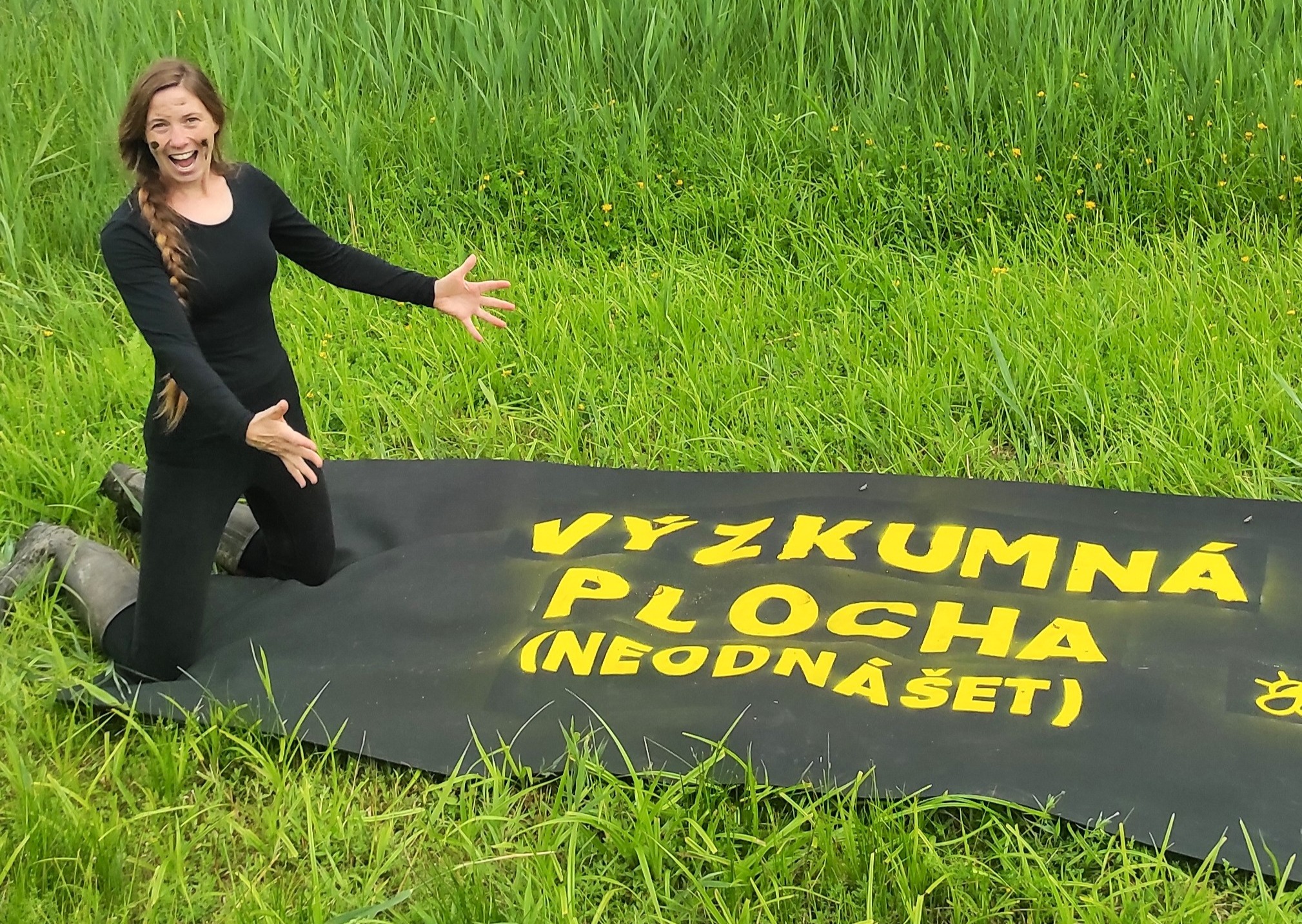 Plachta pro přípravu půdy na výsev semínek.jpg