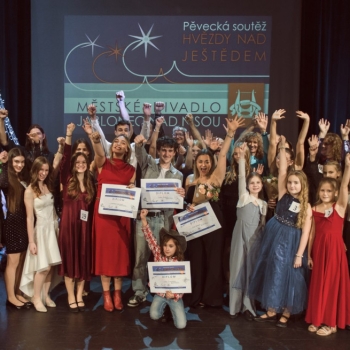 HVĚZDY NAD JEŠTĚDEM 2025