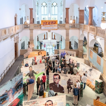 Komentovaná prohlídka výstavy Lidé ve válce s doprovodnou debatou