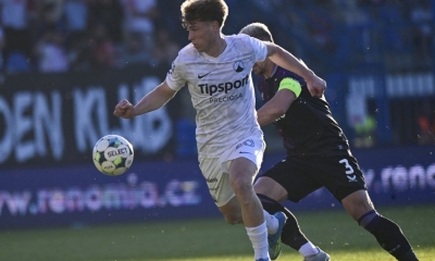 Náhled článku: Ofsajd, tyč a červená karta. Slovan i přes Mahmićovu ránu na Slavii nestačil