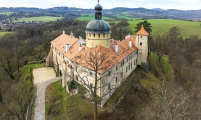 Náhled článku: Hrady a zámky otevírají sezonu. Nabídnou nové zážitky, vstupné ale zdražilo