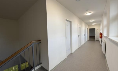 Náhled článku: ZŠ Purkyňova ve Frýdlantu má u tělocvičny moderní zázemí za miliony