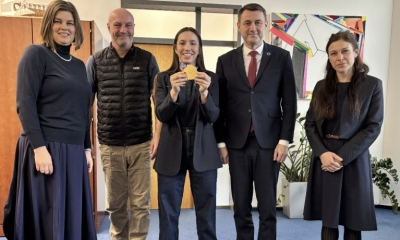 Náhled článku: Zlatý dukát pro zlatou vítězku. Liberecký kraj vzdal hold své olympijské královně Zuzaně Maděrové