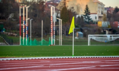 Náhled článku: Vánoční překvapení pro sportovce. Nový ovál na českolipském stadionu je otevřený