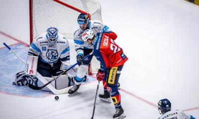 Náhled článku: Bod z ledu lídra. Tygři potrápili Pardubice, rozhodly až nájezdy