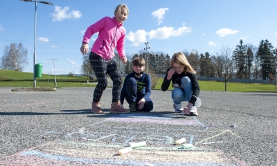Náhled článku: Méně sezení, více pohybu. Liberecký kraj a univerzita spouštějí projekt Aktivní škola
