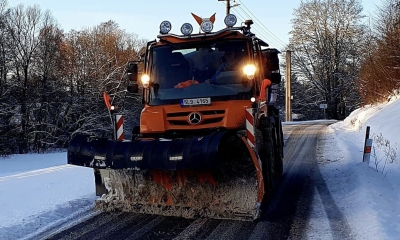 Náhled článku: Silničáři vyslali do terénu veškerou techniku. Rizikem na silnicích je dnes ledovka