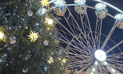 Náhled článku: Ruské kolo v Liberci. Zářivá atrakce, nebo nevkusná pouť?