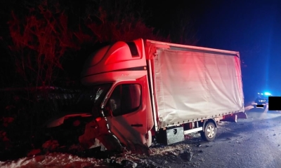 Náhled článku: Nákladní vůz vjel na Semilsku do protisměru. Narazil do dvou aut