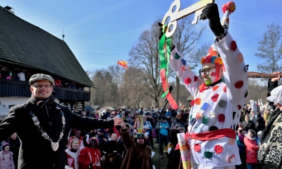 Náhled článku: Masopust na Dlaskově statku. Dolánky ožijí lidovými tradicemi, maskami i zabijačkou