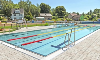 Náhled článku: Chrastava plánuje nový 50metrový bazén. Stavba má začít v září