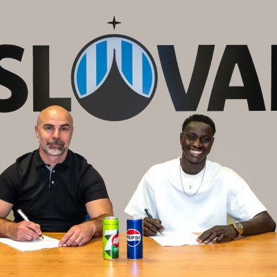 Náhled článku mobil: Měří 190 centimetrů a loni dal čtyři góly. Slovan podepsal smlouvu s mladým Senegalcem
