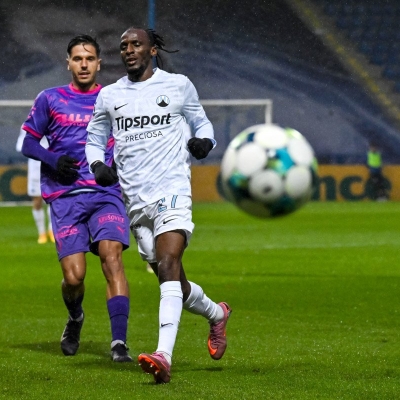 Náhled článku mobil: Slovan ztratil body doma. S Bohemians remizoval 0:0