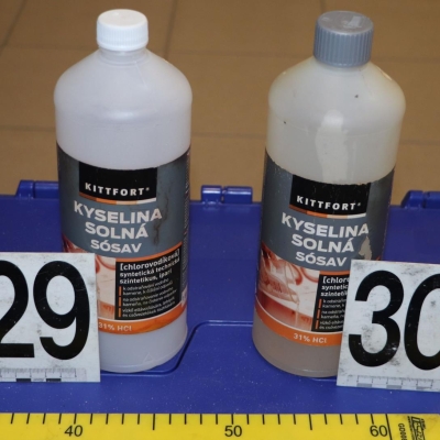 Náhled článku mobil: Tři domácí varny, sklad s chemikáliemi: Kriminalisté na Liberecku rozbili síť výrobců pervitinu