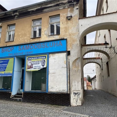 Náhled článku mobil: Zakázka napoprvé nevyšla. Česká Lípa znovu hledá projektanta pro chátrající dům v Panské