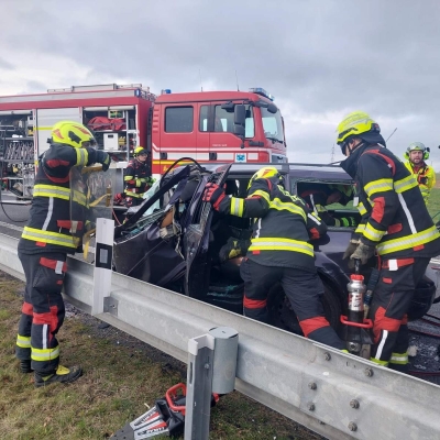 Náhled článku: Další oběť na silnici I/35. Osobní automobil se čelně srazil s kamionem