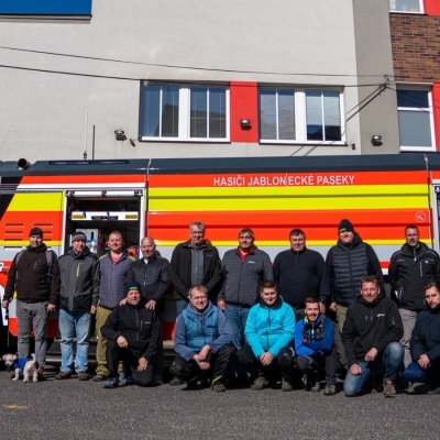 Náhled článku mobil: Devět tisíc litrů vody v jednom voze. Jablonecké Paseky převzaly novou Tatru