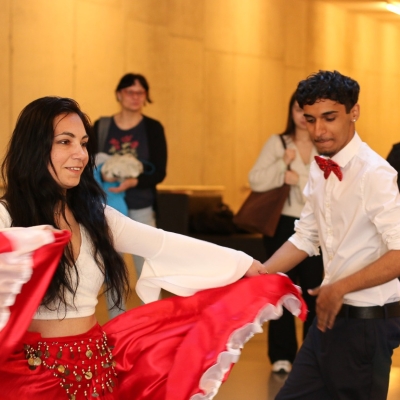 Náhled článku mobil: Pestrost, chutě a dialog. Liberecká univerzita hostila první ročník romských slavností