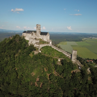 Náhled článku mobil: Na státní hrad Bezděz se vrací kopie Černé madony montserratské