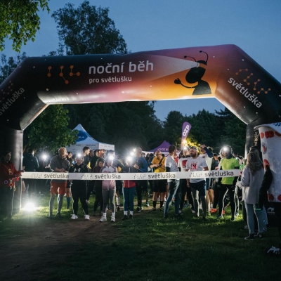Náhled článku mobil: Noční běh pro Světlušku poprvé rozsvítí Liberec. Podpoří zrakově postižené a nevidomé