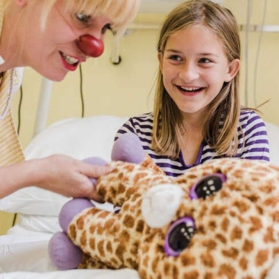 Náhled článku mobil: Smích jako lék? Jablonec nad Nisou navýšil příspěvek pro Zdravotní klauny