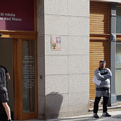 Náhled článku mobil: Jablonecká radnice pokračuje v opravě budovy v Komenského ulici, na řadu přichází výměna oken