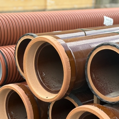 Náhled článku mobil: Havárie vodovodu v Jablonci. Elektřina už funguje, oprava potrubí potrvá dva dny