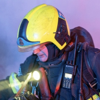 Náhled článku mobil: V hořícím bytě v Tanvaldu našli v noci hasiči mrtvého muže