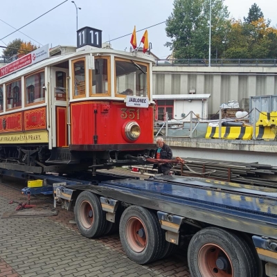 Náhled článku mobil: Pražská „Ringhofferka“ se loučí s Libercem. Historická tramvaj po roce a půl míří zpět do Střešovic