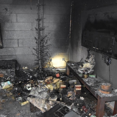 Náhled článku mobil: Prskavky na stromek nepatří. Loňské Vánoce v kraji přinesly požáry za miliony