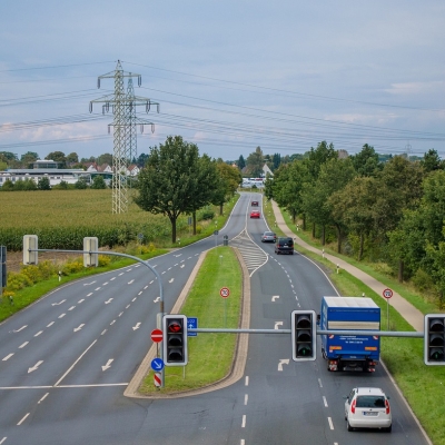 Náhled článku mobil: Ceny dálničních známek od roku 2026 vzrostou. Řidiči si připlatí kvůli inflaci i novým dálnicím