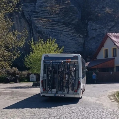 Náhled článku mobil: Na Ještěd každou půlhodinu. Liberecký kraj spouští prázdninový režim na turistických linkách