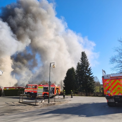 Náhled článku mobil: Požár v Horce u Staré Paky způsobil stamilionové škody, zasahovalo dvacet jednotek hasičů
