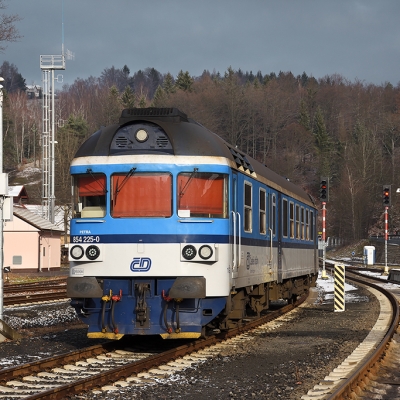 Náhled článku mobil: Legenda se vrací na Zubačku. Motorový vůz „Petra“ posílí nostalgické vlaky v Kořenově