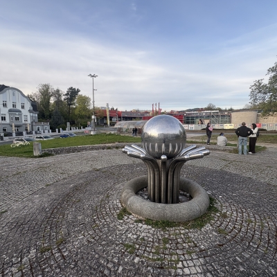 Náhled článku mobil: Veřejné představení rekonstrukce Tržního náměstí doprovázely výhrady k ceně, dopravě i fungování zastávky