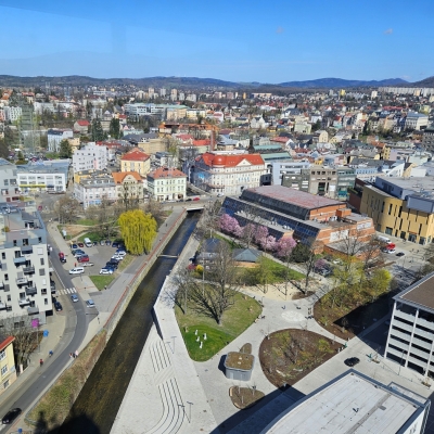Náhled článku mobil: Užijte si výhled na Liberec z výšky. Vyhlídka na krajském úřadě je opět přístupná
