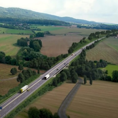 Náhled článku mobil: Odpůrci nové silnice I/35 Českým rájem mají nový posudek. Ten zpochybňuje EIA