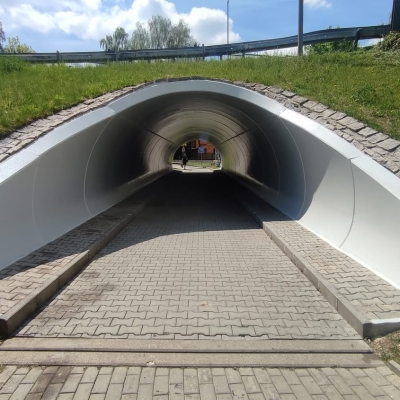 Náhled článku mobil: Bezpečnější a čistší cesta. Podchod ve Vesecké ulici prošel kompletní revitalizací