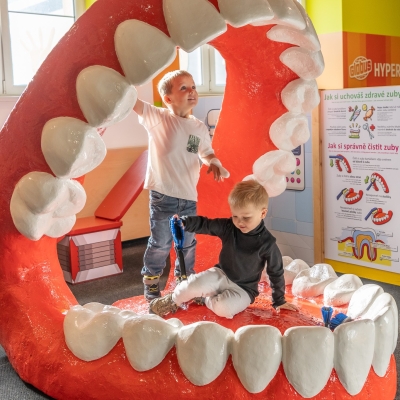 Náhled článku mobil: Záchranářem, prodavačem i rytířem za jediný den. Prozkoumejte největší novinky v iQPARKU