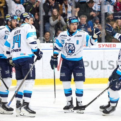 Náhled článku mobil: Bílí Tygři rozhodli už v úvodu a proti Kladnu slaví jasnou výhru