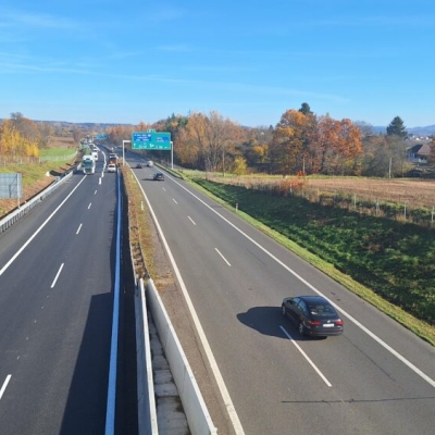 Náhled článku mobil: Dálnice D10 má po opravě ekologický a komfortní povrch