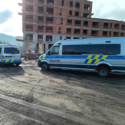 Náhled článku mobil: Policie opět kontrolovala stavby v Liberci. Zaměřila se na nelegální práci cizinců