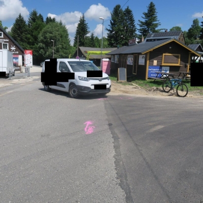 Náhled článku mobil: Nedal přednost a cyklista přeletěl řídítka. V Janově nad Nisou zasahoval záchranářský vrtulník